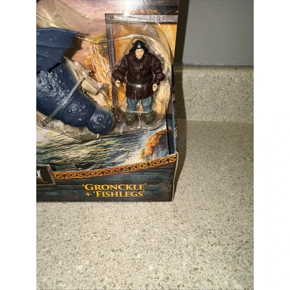 NEW How to Train Your Dragon Live GRONCKLE & FISHLEGS Real Feel Wings 2025